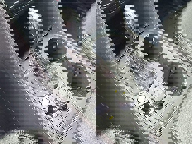 Used 2022 Volkswagen Atlas Cross Sport SE image 18