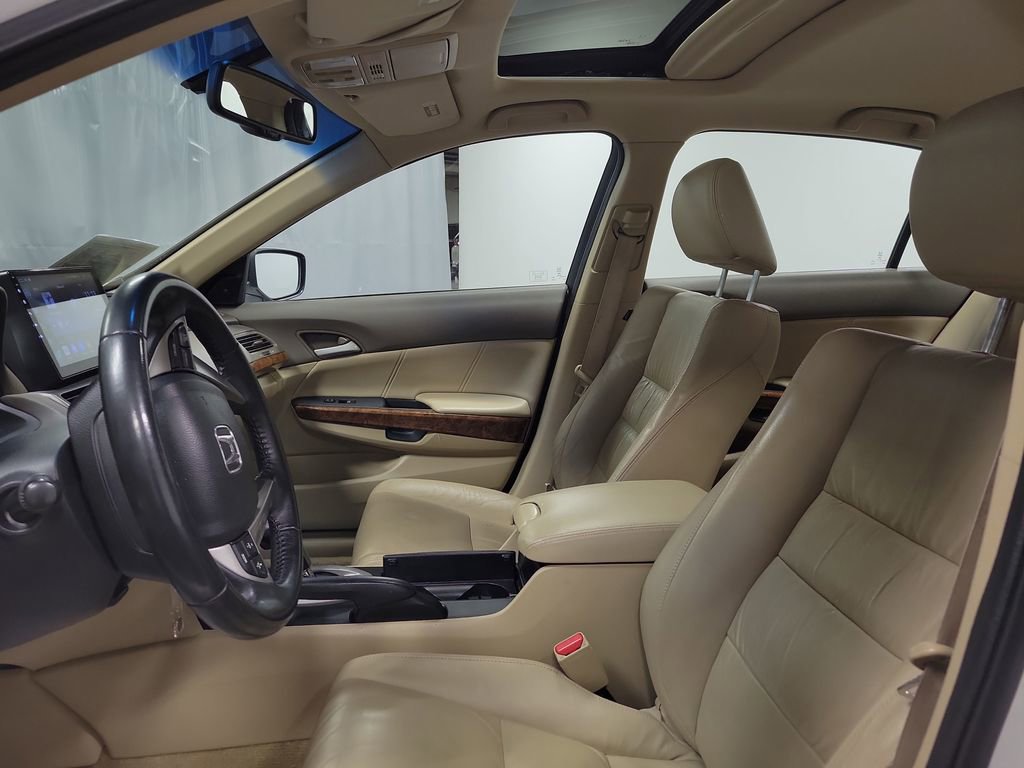 Used 2010 Honda Accord EX-L image 12