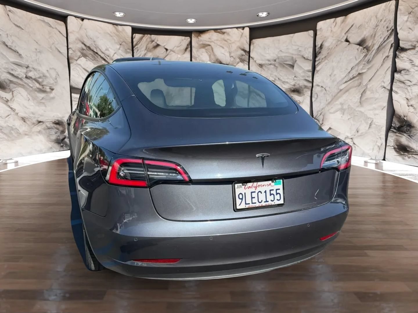 Used 2021 Tesla Model 3 Standard Range Plus RWD image 5
