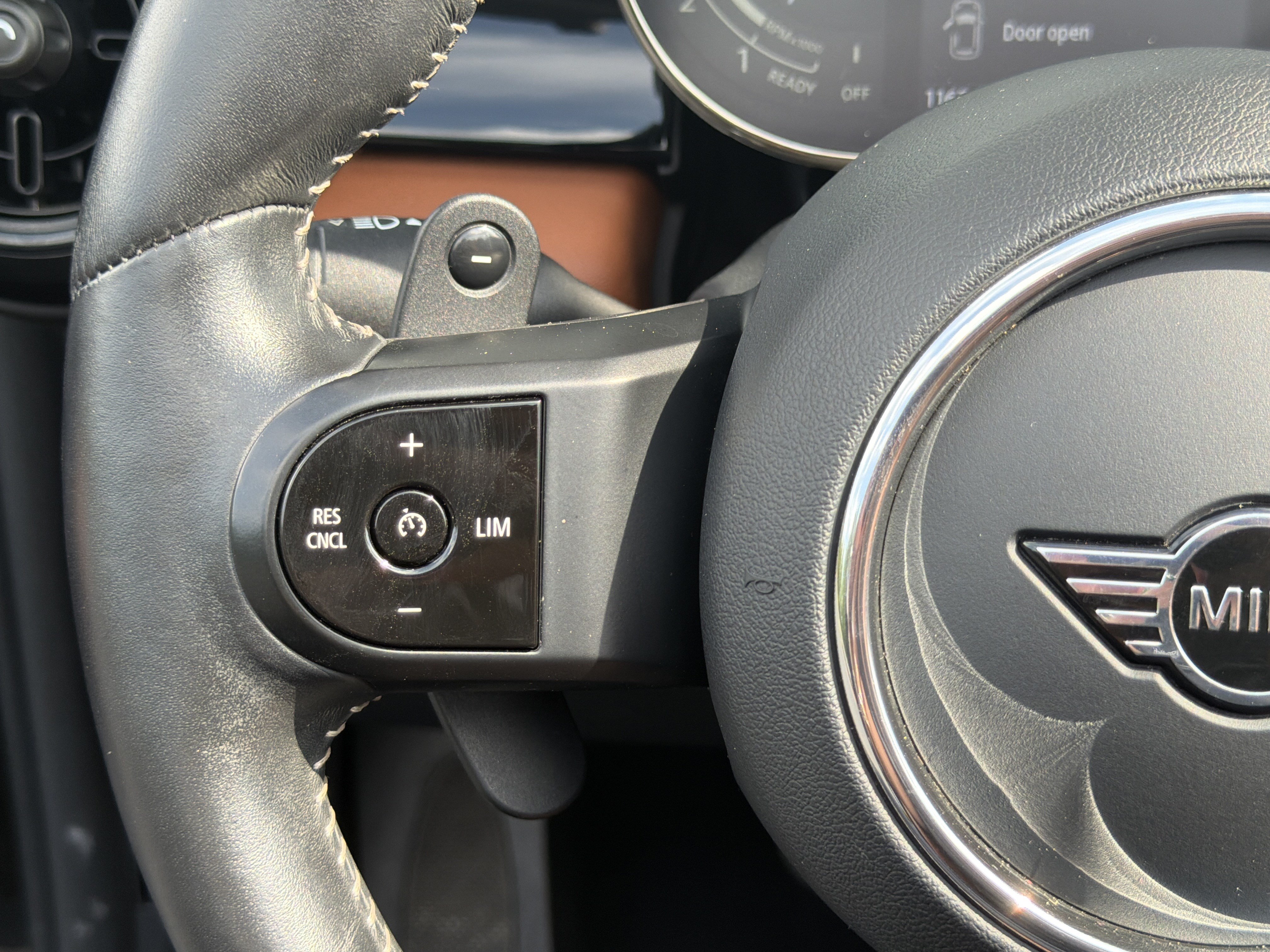 Used 2024 MINI Cooper S FWD image 31