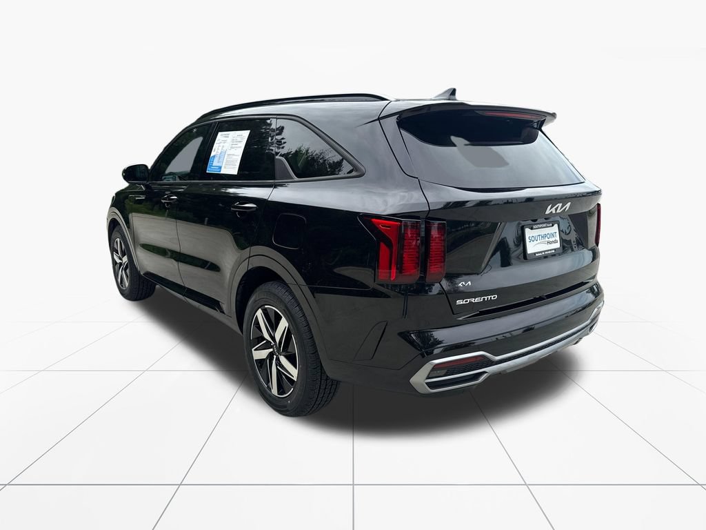 Used 2023 Kia Sorento EX w/ Panoramic Sunroof Package FWD image 6
