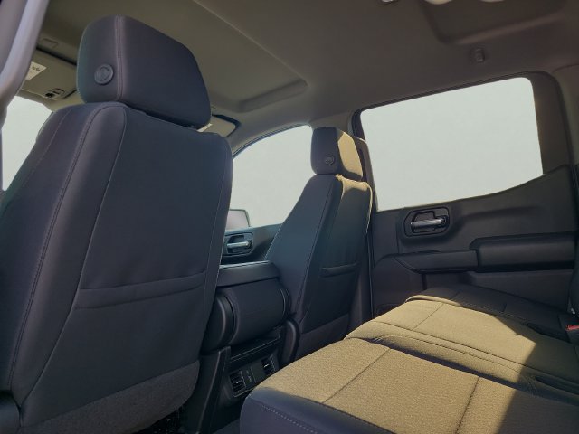 New 2026 Chevrolet Silverado 1500 Custom RWD image 9