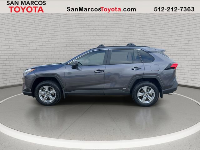 Used 2025 Toyota RAV4 LE image 8