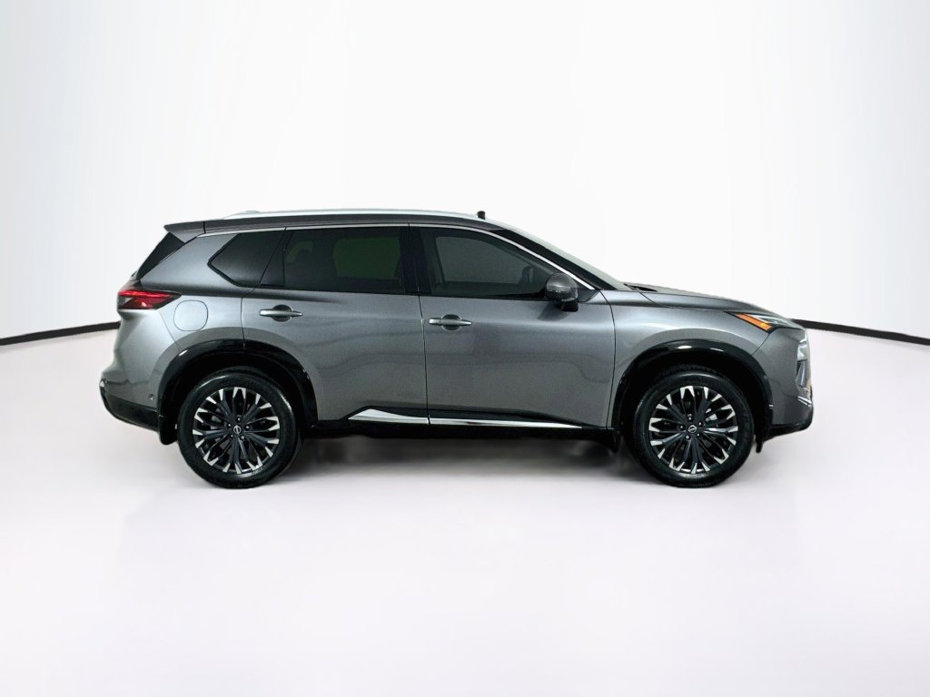 Used 2024 Nissan Rogue Platinum w/ Platinum Premium Package FWD image 8