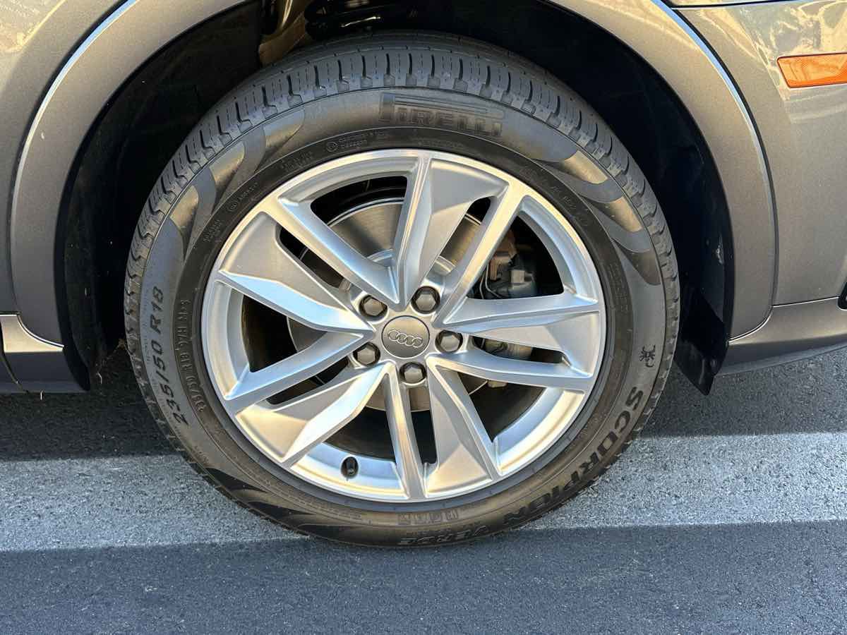 Used 2018 Audi Q3 2.0T Premium w/ Convenience Package FWD image 53