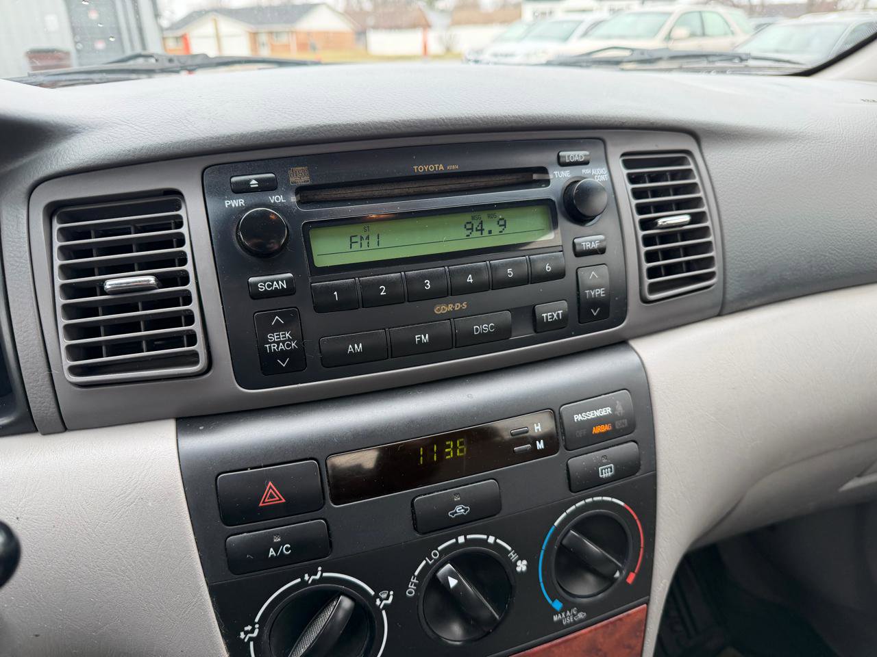 Used 2007 Toyota Corolla LE image 9