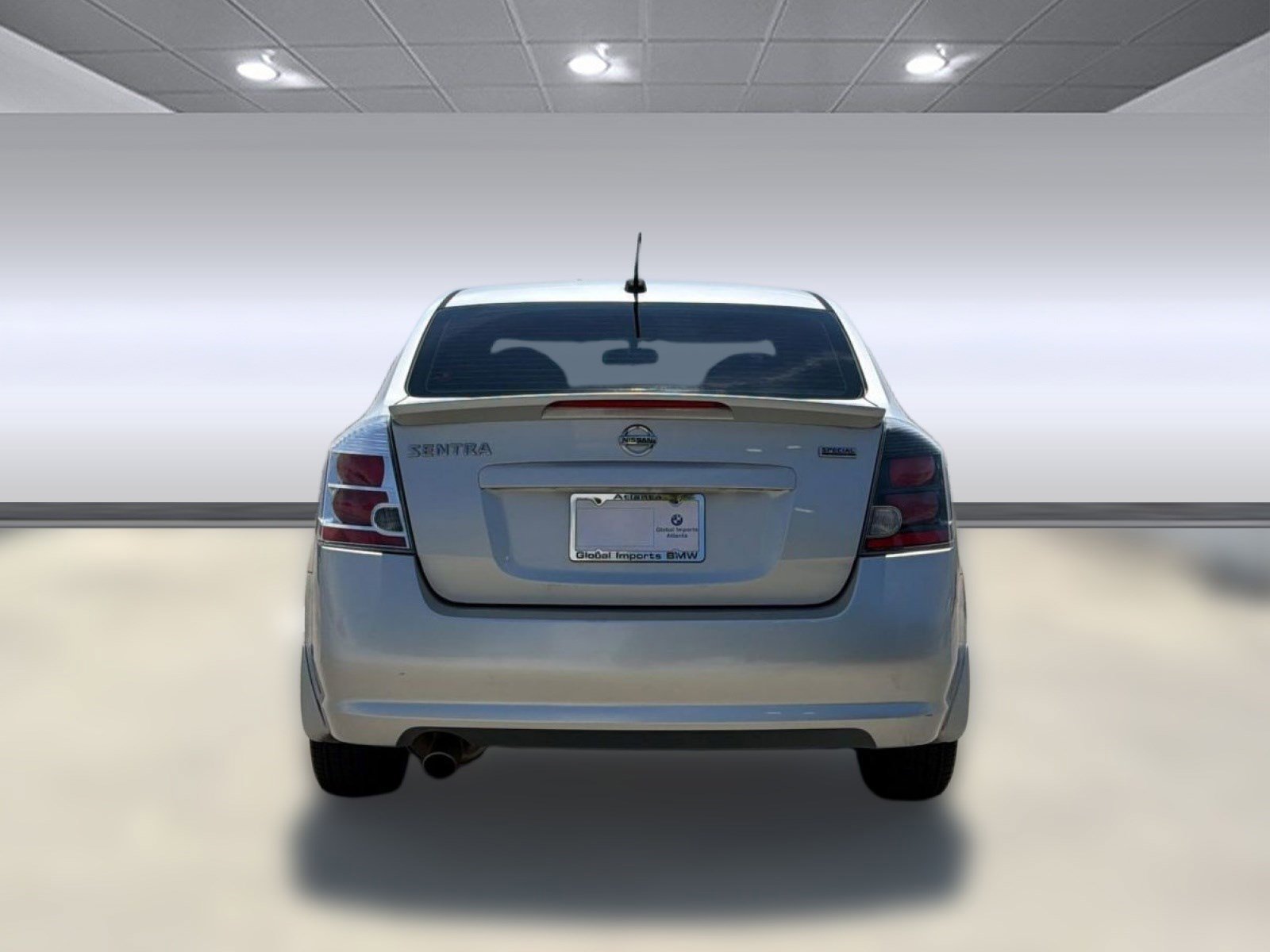 Used 2012 Nissan Sentra 2.0 SR w/ Special Edition Pkg FWD image 9
