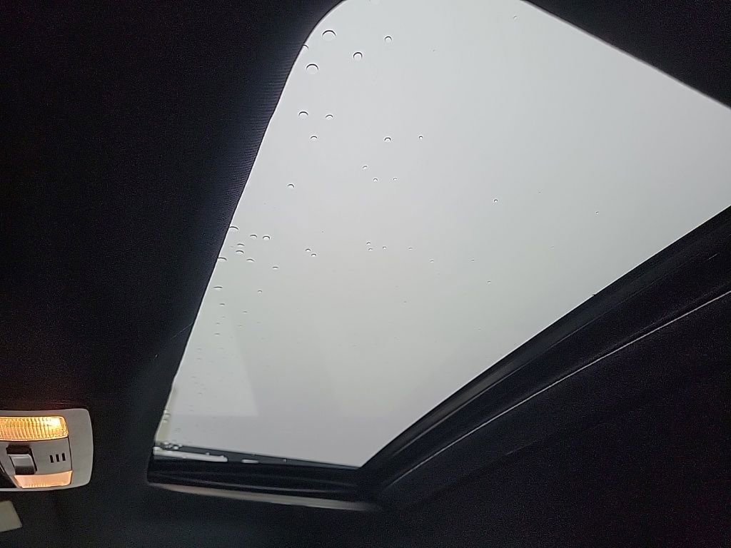 Used 2016 Toyota Tacoma TRD Sport image 19