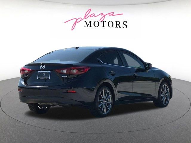 Used 2018 MAZDA MAZDA3 Grand Touring w/ Premium Equipment Package FWD image 5