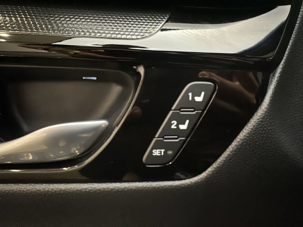 Certified 2025 Honda CR-V Sport Touring image 15