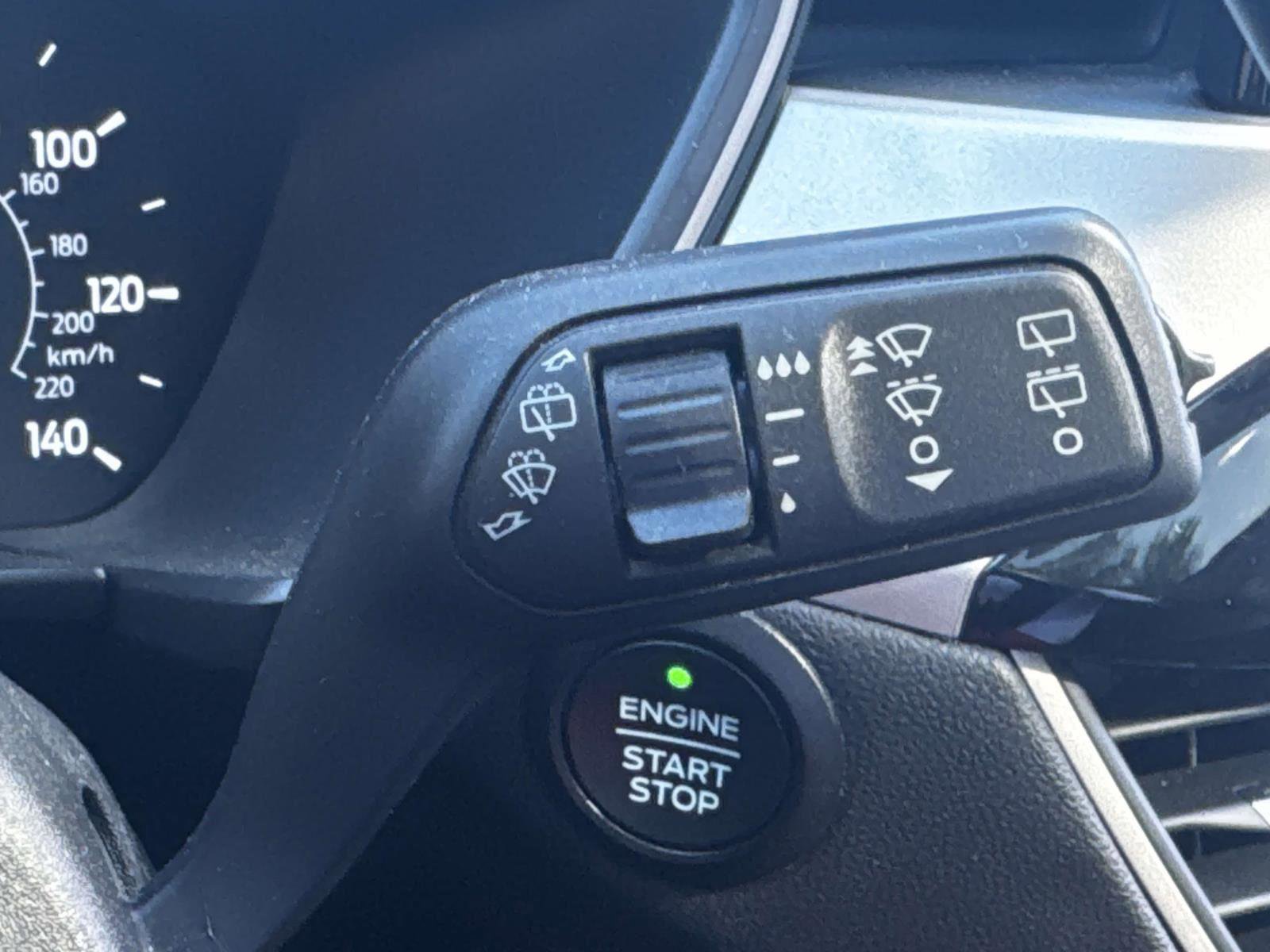 Used 2022 Ford Escape SEL AWD/4WD image 24