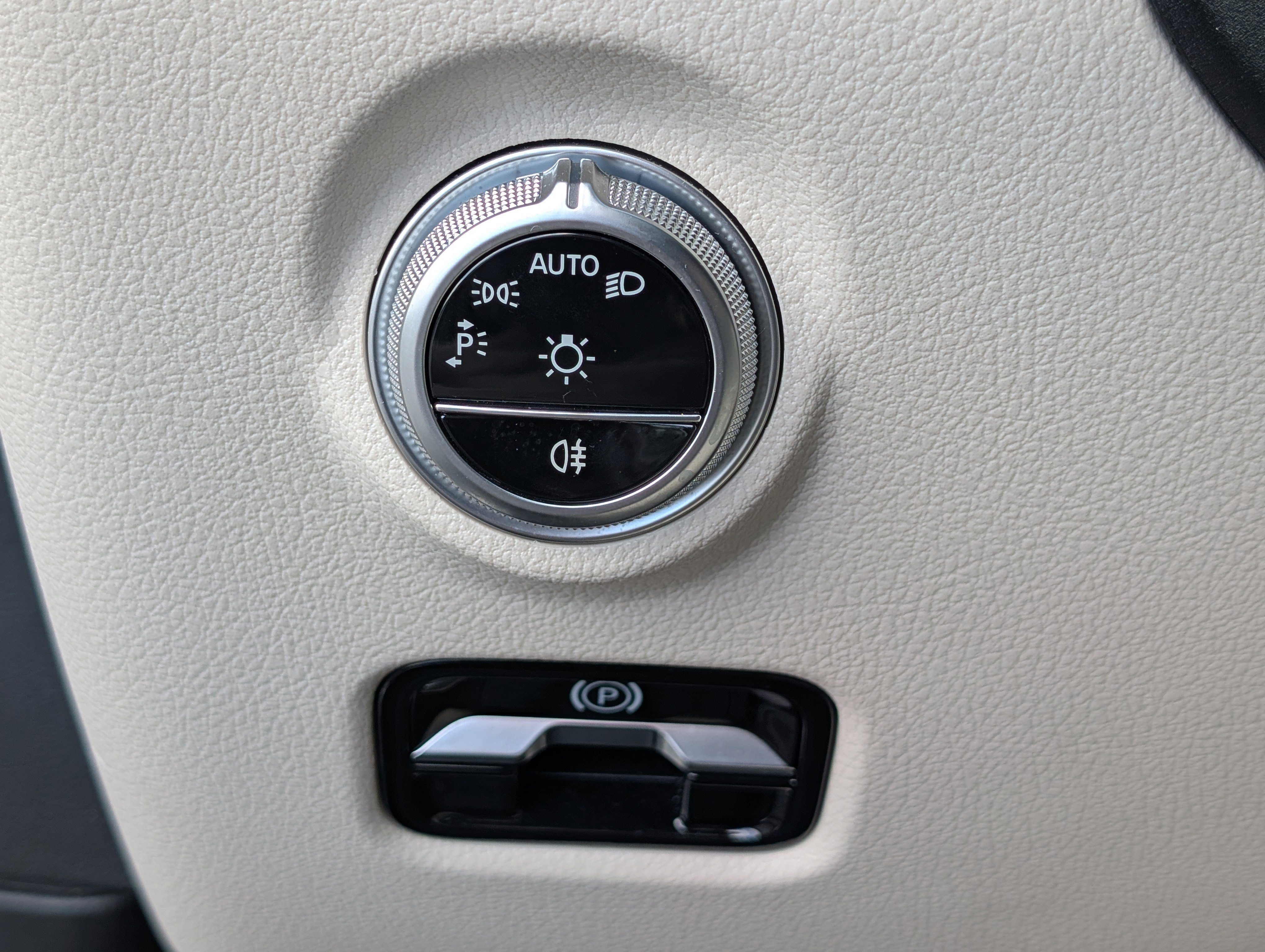 Used 2022 Mercedes-Benz C 300 C 300 image 21