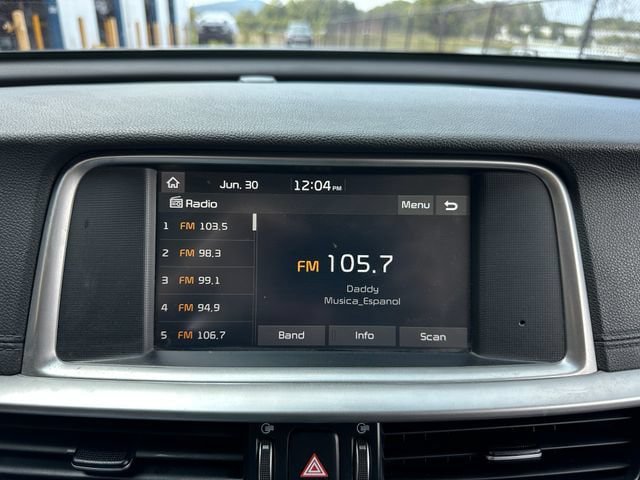 Used 2020 Kia Optima SE FWD image 20