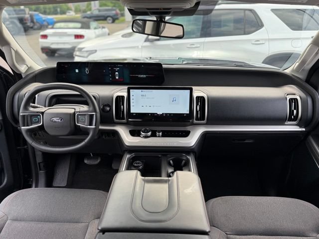 Certified 2025 Ford Expedition Max Active AWD/4WD image 2