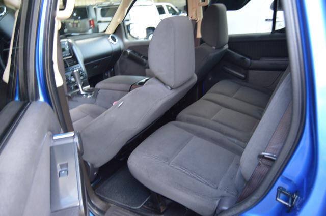 Used 2010 Ford Explorer Sport Trac XLT AWD/4WD image 45