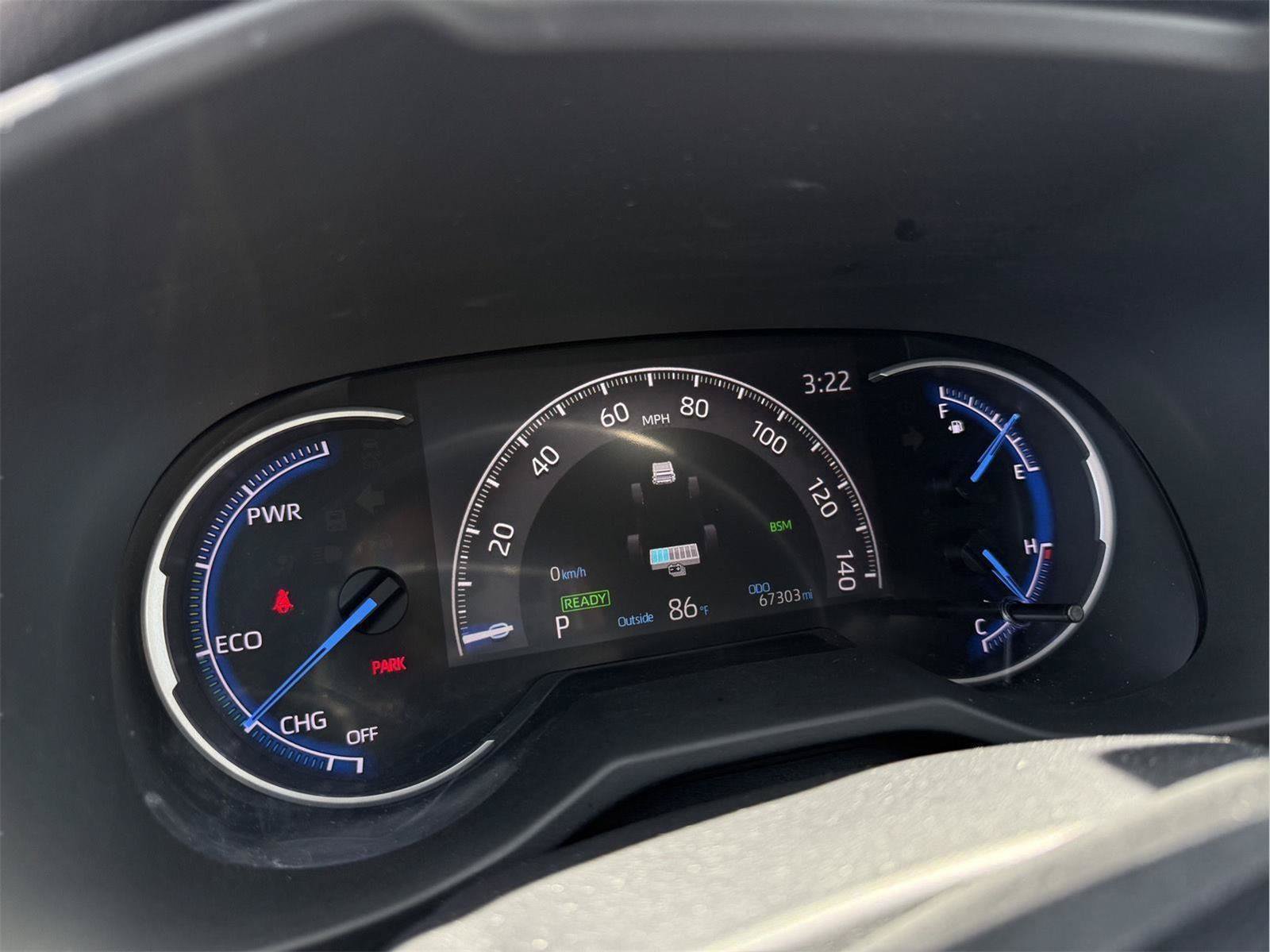 Used 2019 Toyota RAV4 Limited w/ Carpet Mat Package AWD/4WD image 17