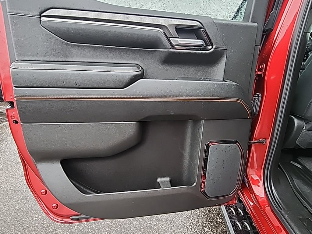 Used 2024 GMC Sierra 1500 AT4 w/ AT4 Preferred Package AWD/4WD image 14