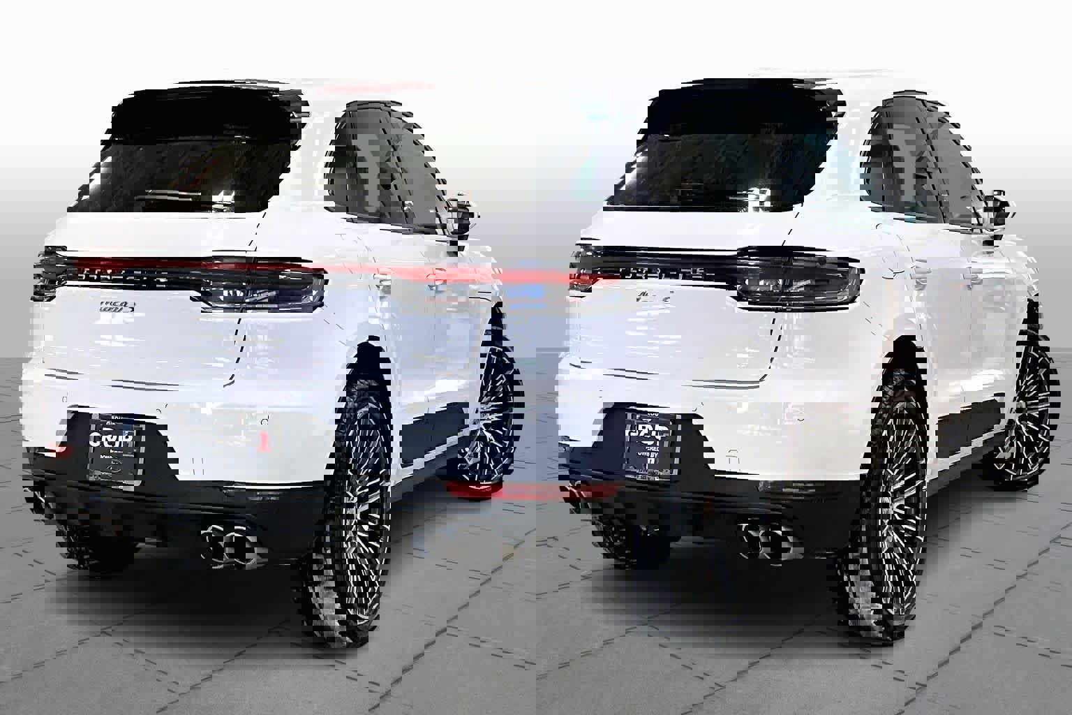 Used 2021 Porsche Macan S image 13