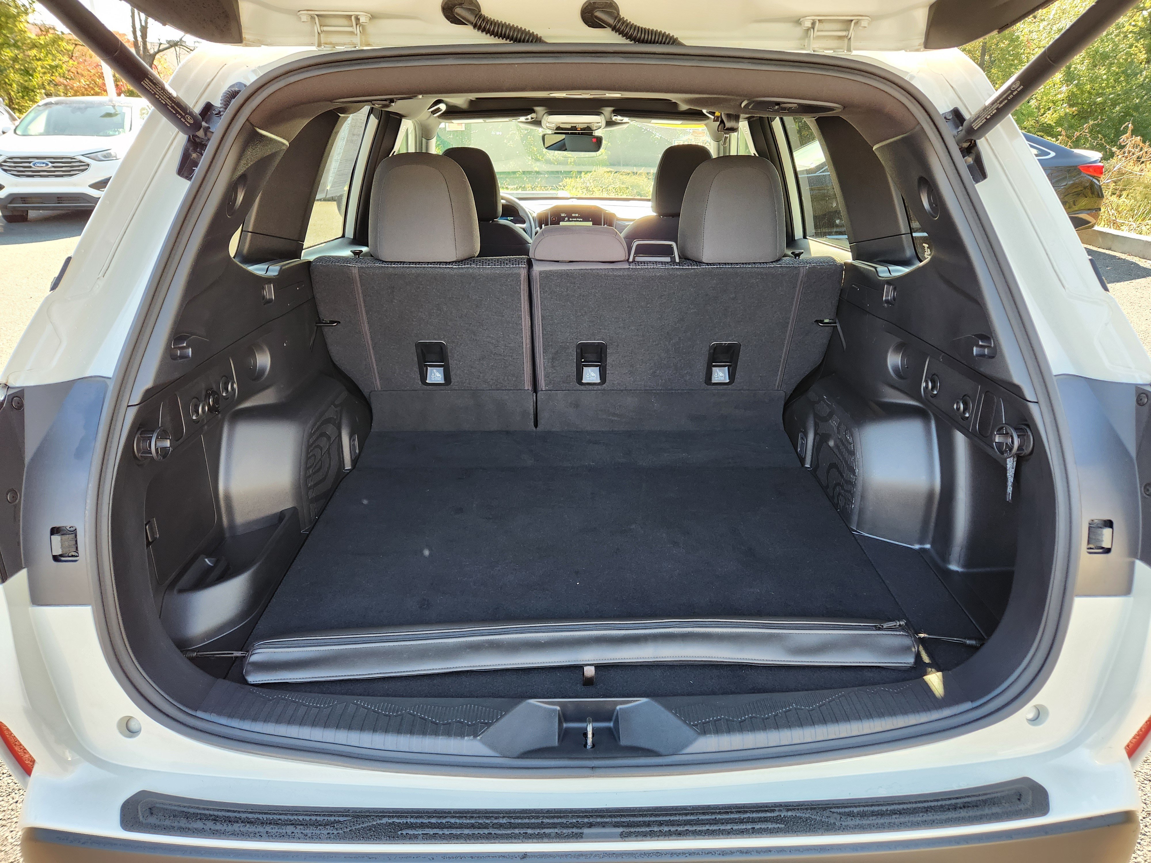 Certified 2025 Subaru Forester Premium AWD/4WD image 8