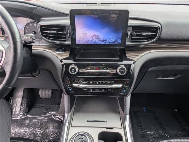 Used 2022 Ford Explorer Limited image 12