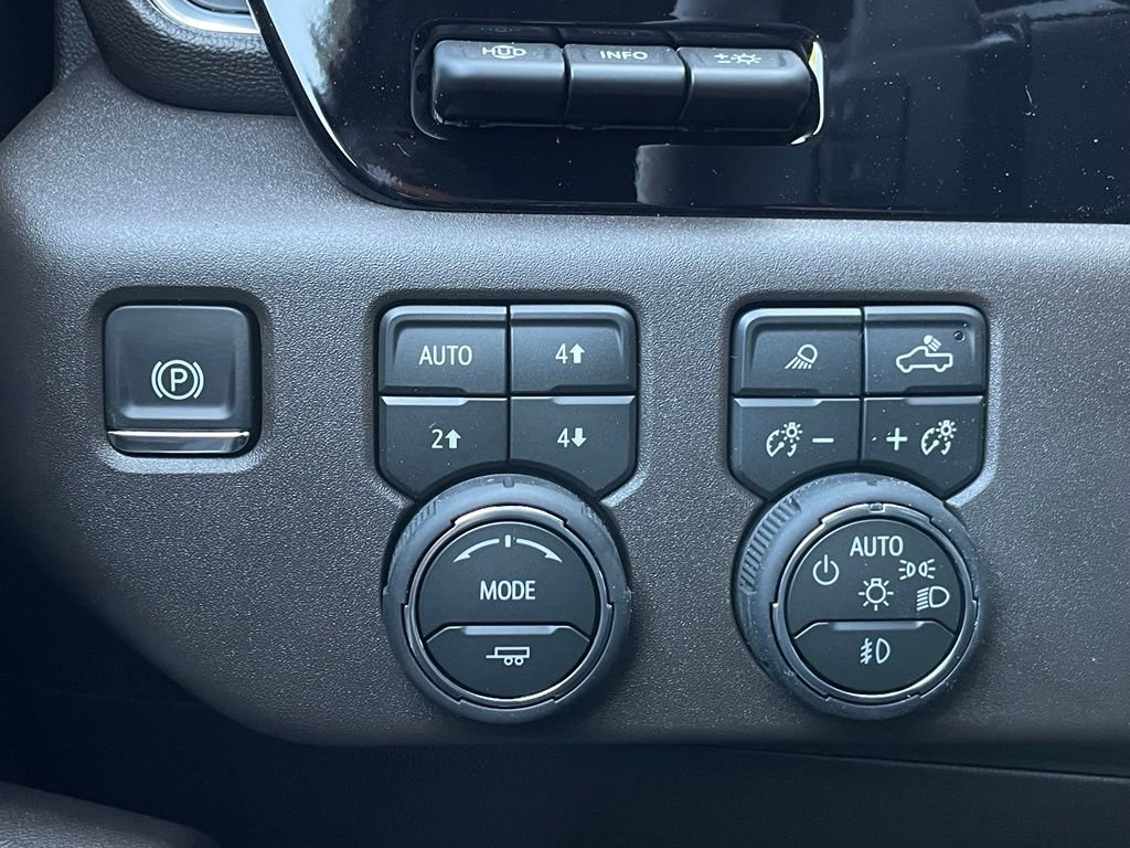 New 2026 Chevrolet Silverado 1500 LTZ AWD/4WD image 13