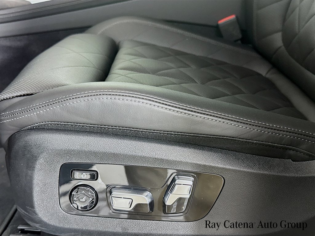 Used 2026 BMW X7 xDrive40i w/ Premium Package AWD/4WD image 20