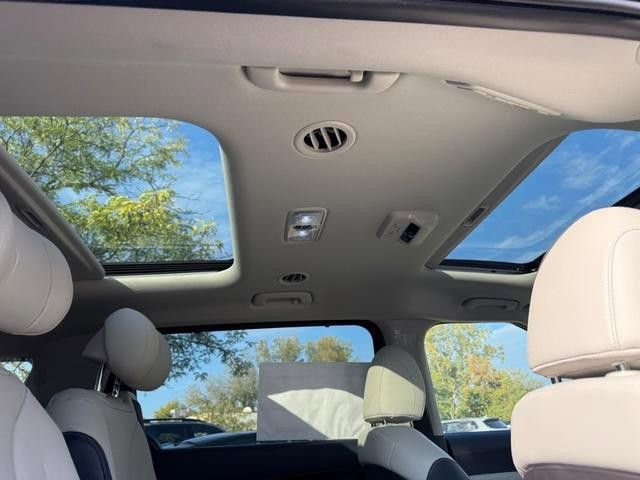 New 2026 Kia Carnival SX Prestige image 8