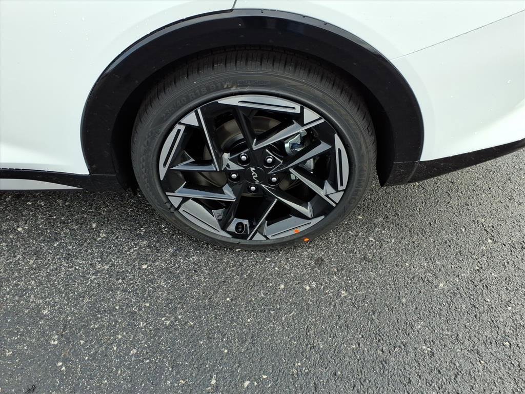New 2025 Kia K4 GT-Line image 7