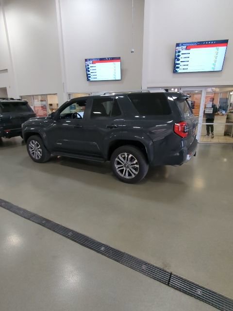 Used 2026 Toyota 4Runner Limited image 8