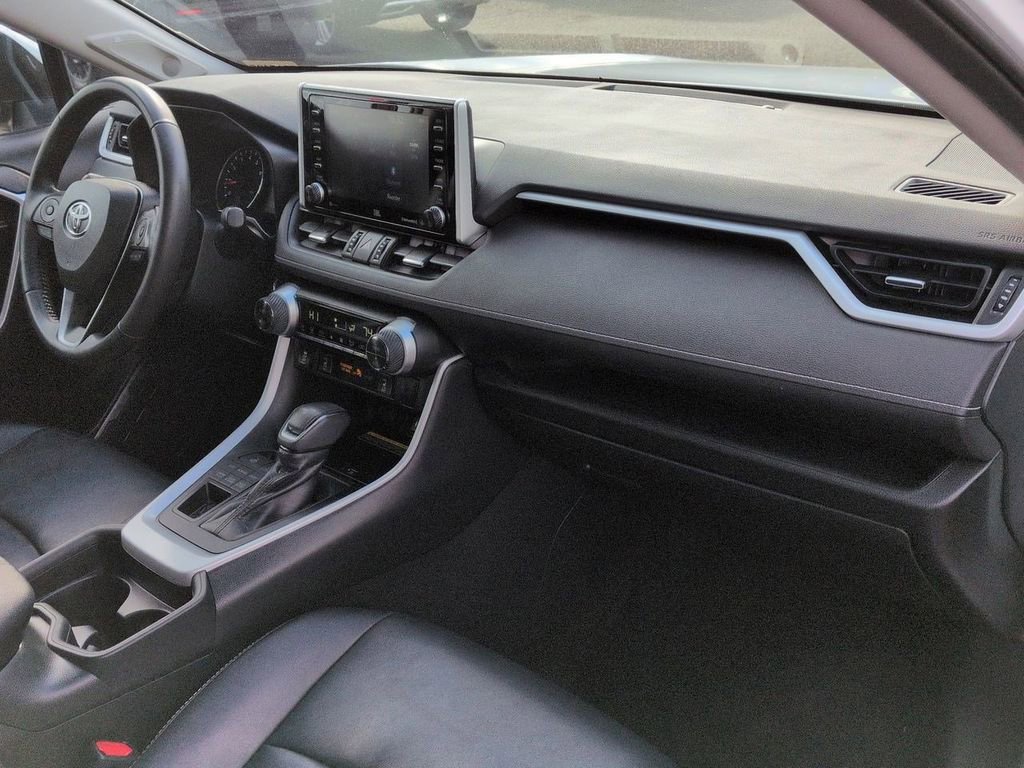 Used 2019 Toyota RAV4 XLE Premium w/ Advanced Technology Package image 31