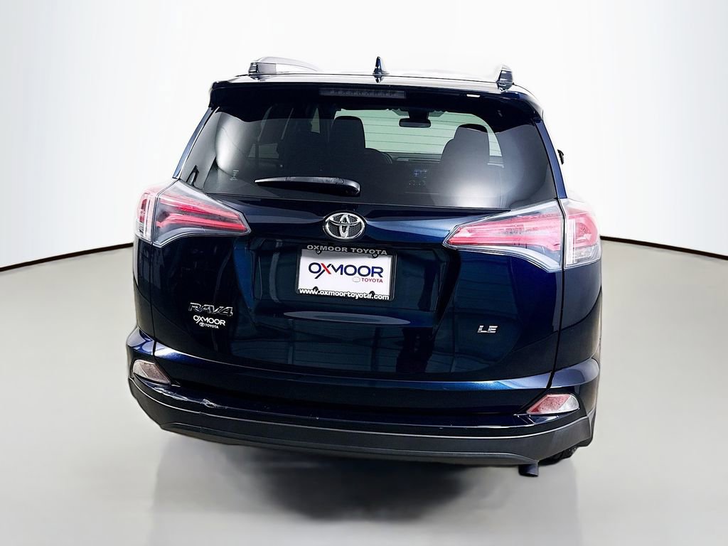 Used 2017 Toyota RAV4 LE FWD image 6