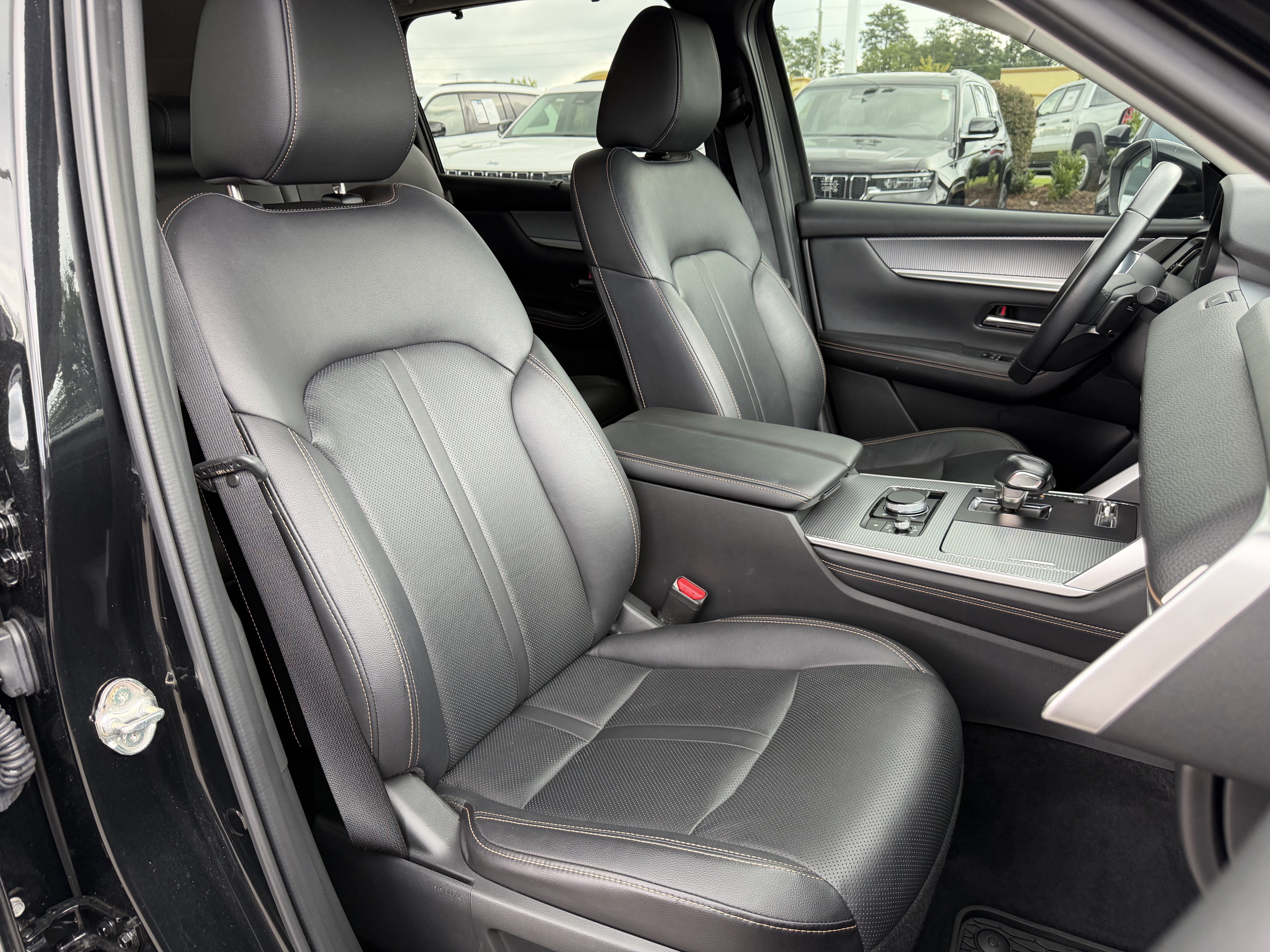 Used 2025 MAZDA CX-90 Plug-In Hybrid w/ Preferred AWD/4WD image 49