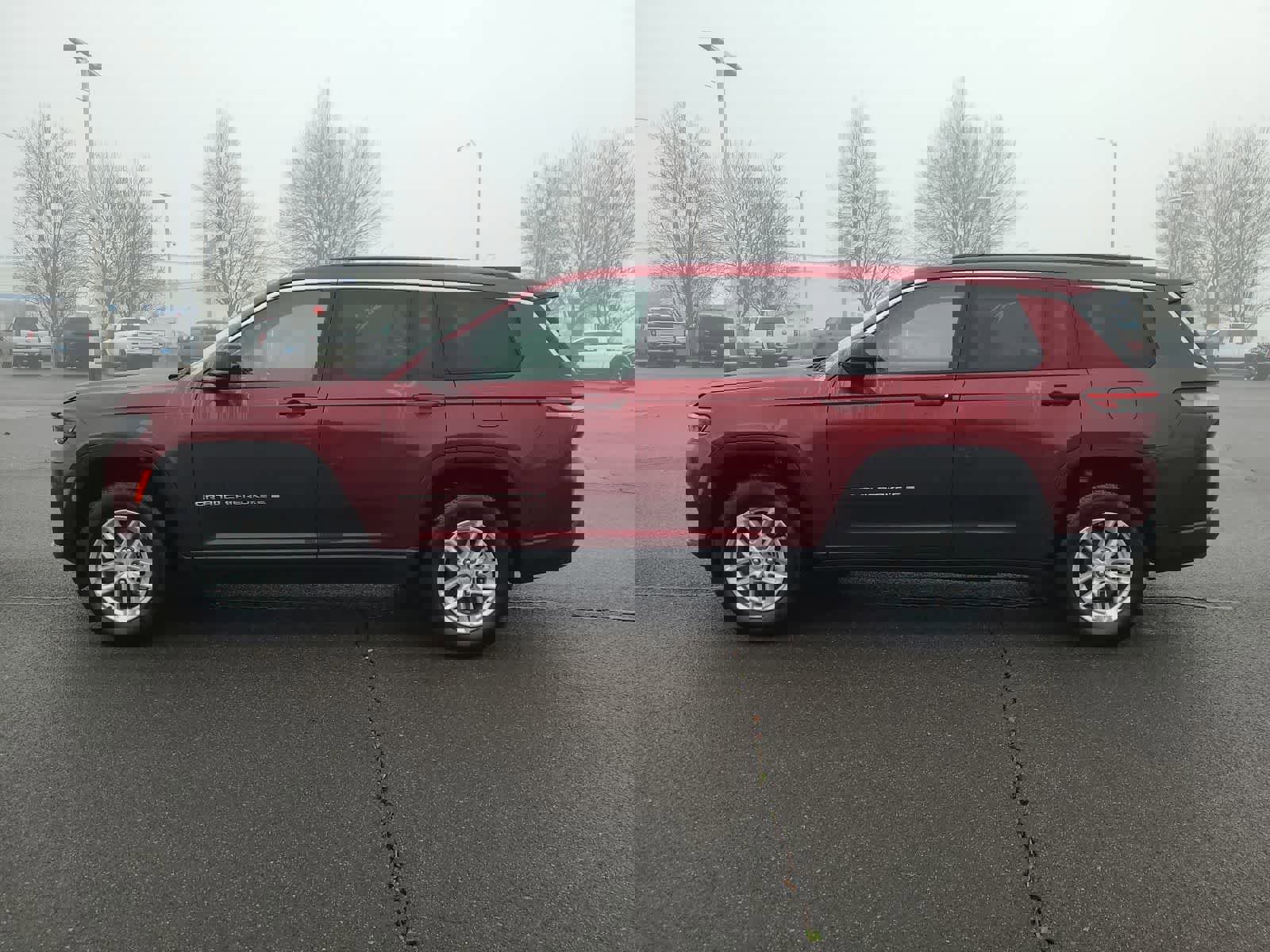 Used 2024 Jeep Grand Cherokee L Laredo w/ Luxury Tech Group I image 11