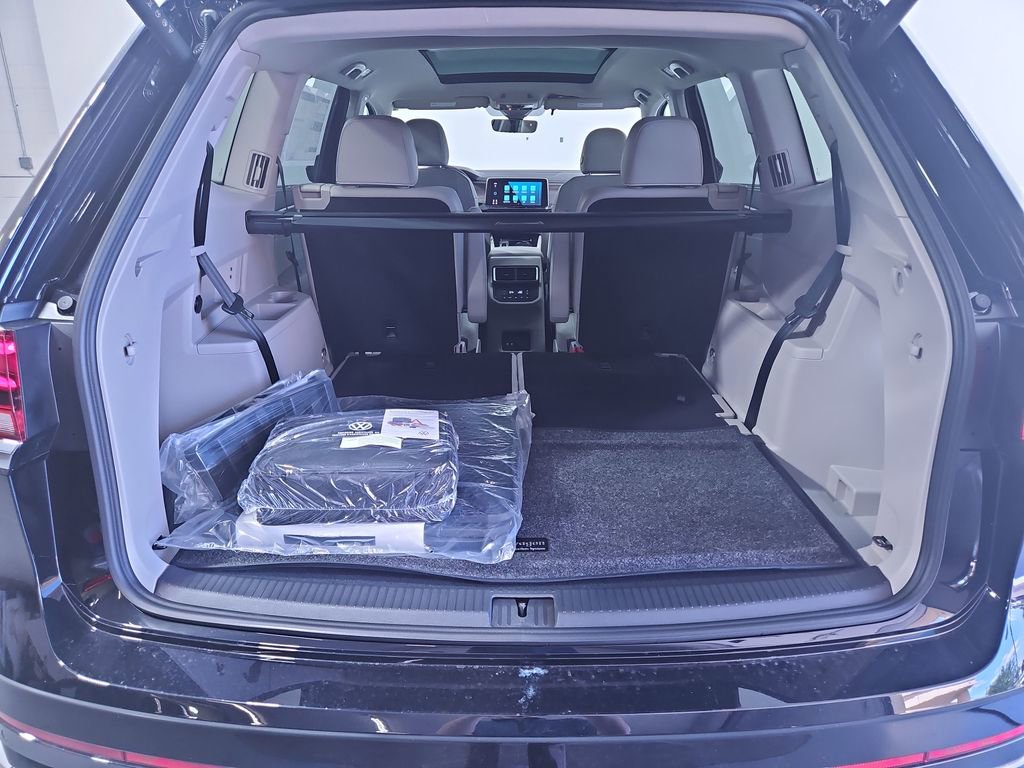 New 2026 Volkswagen Atlas SEL Premium R-Line image 23