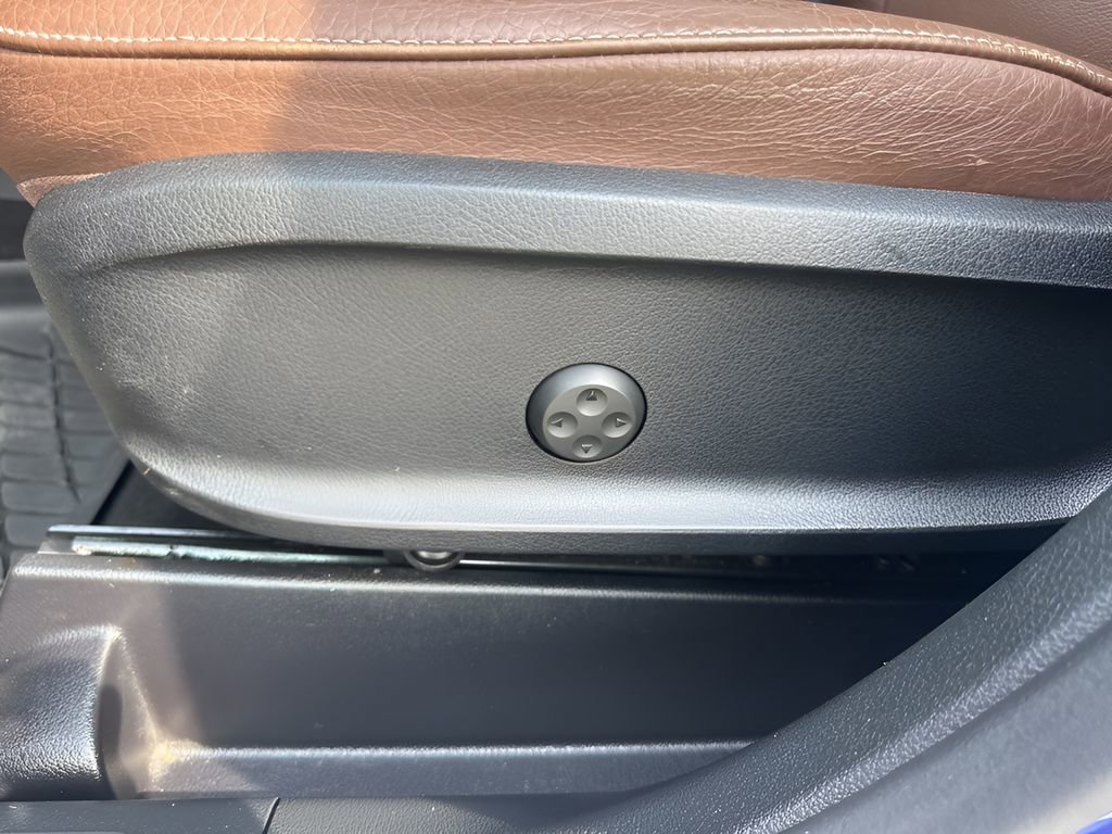 Used 2021 Mercedes-Benz GLB 250 4MATIC image 10