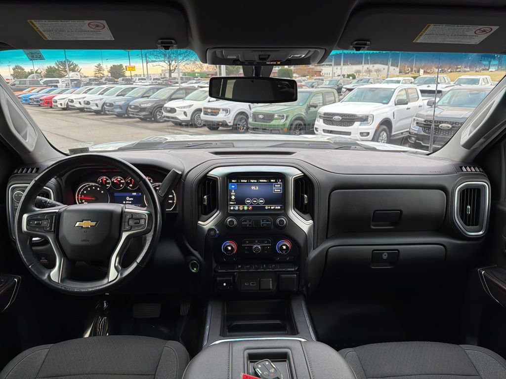 Used 2022 Chevrolet Silverado 2500 LT w/ Convenience Package image 23