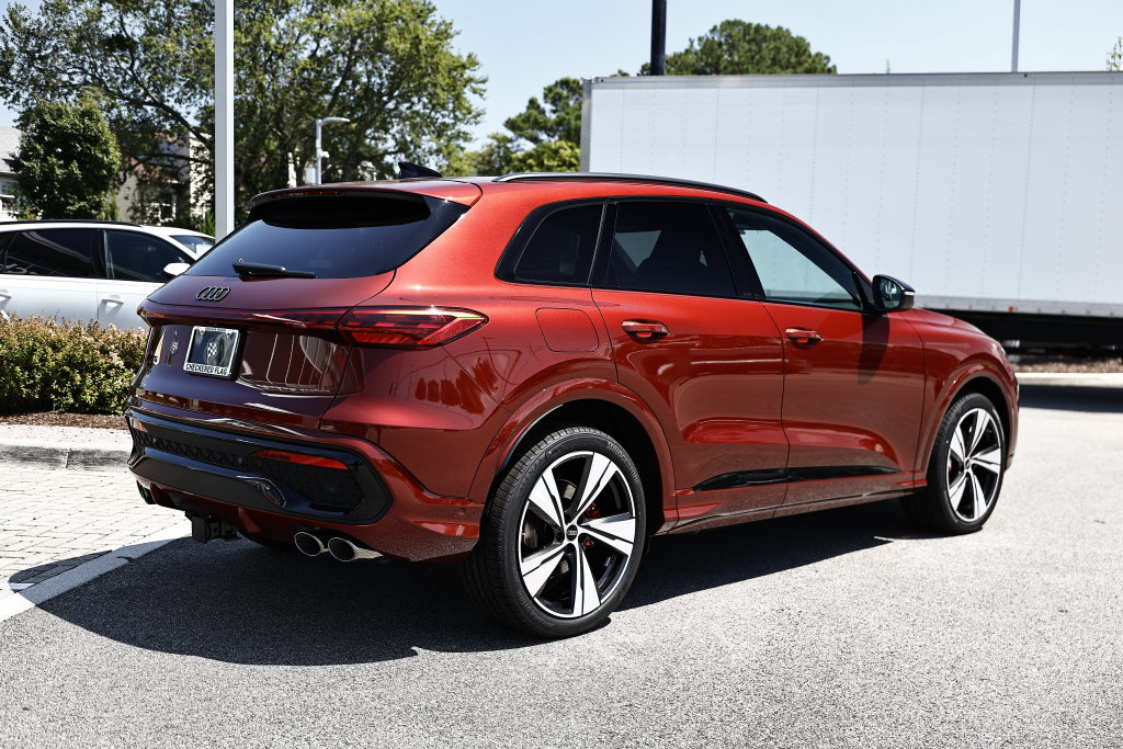 New 2026 Audi SQ5 Premium Plus AWD/4WD image 7