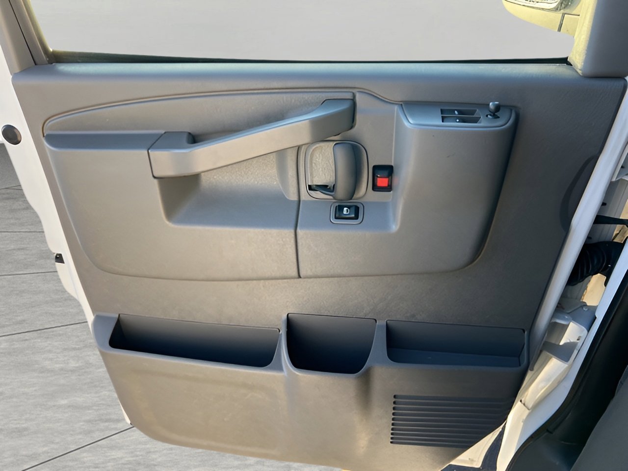 Used 2023 Chevrolet Express 2500 w/ Driver Convenience Package image 19