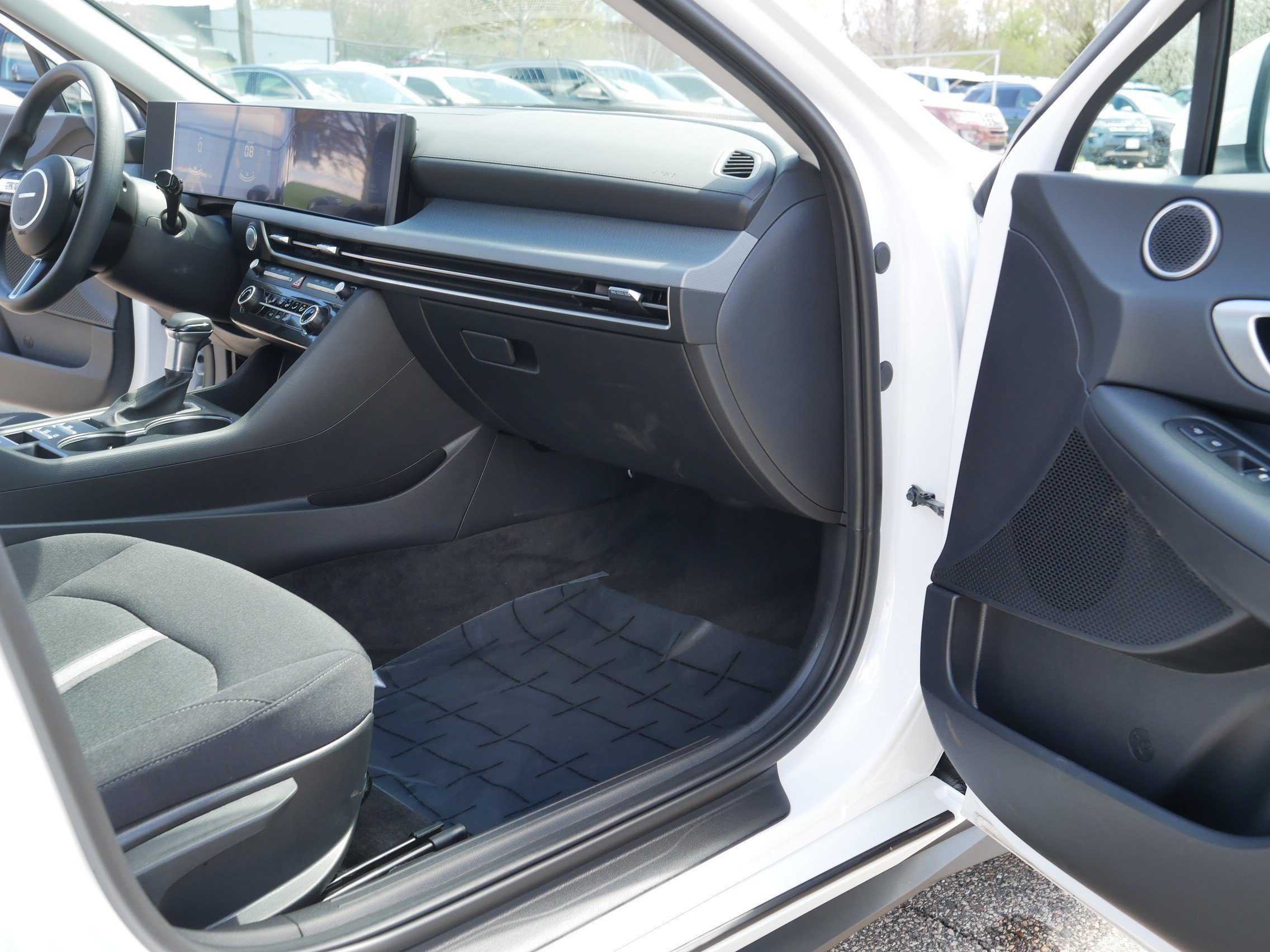 Certified 2025 Hyundai Sonata SE FWD image 19