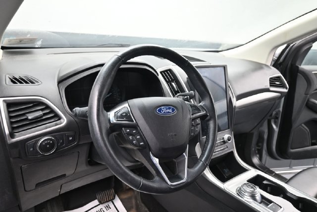 Used 2023 Ford Edge SEL AWD/4WD image 12