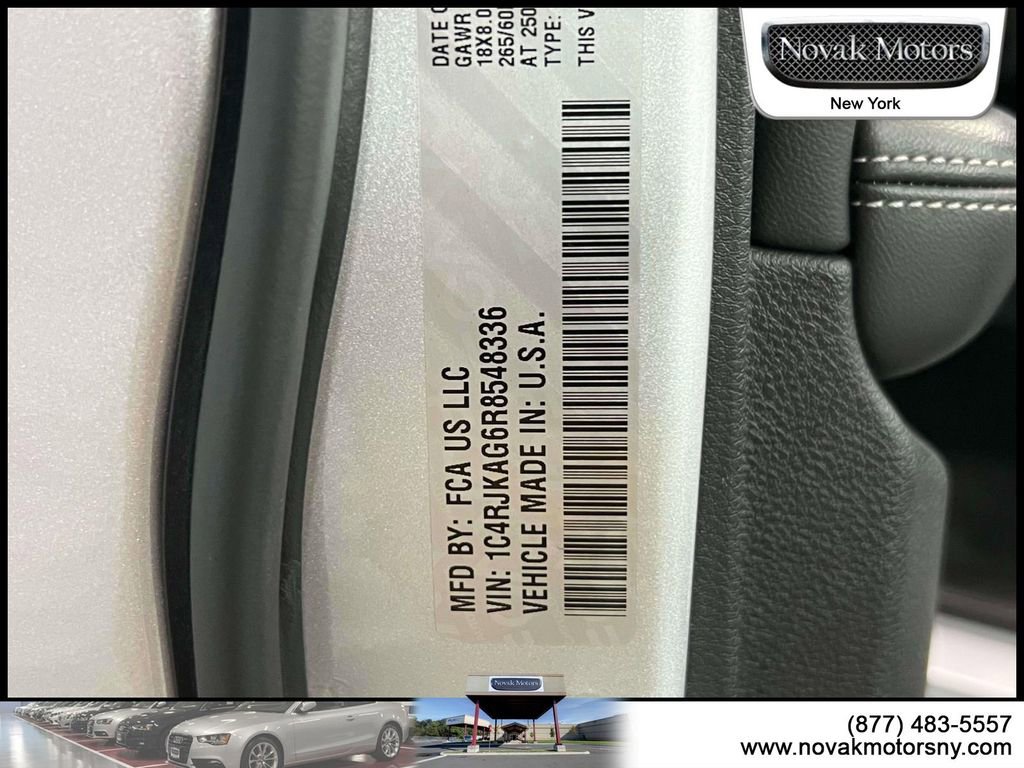 Used 2024 Jeep Grand Cherokee L Altitude image 21