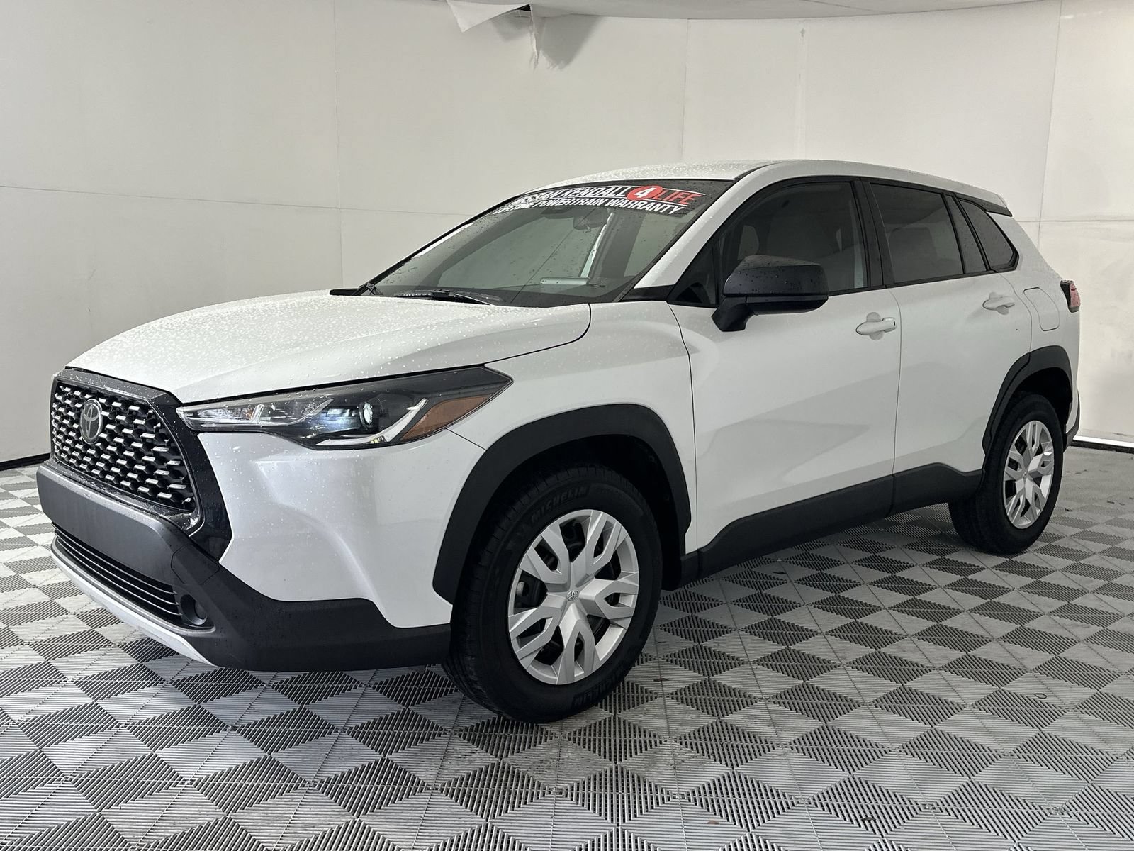 Used 2022 Toyota Corolla Cross L FWD image 4