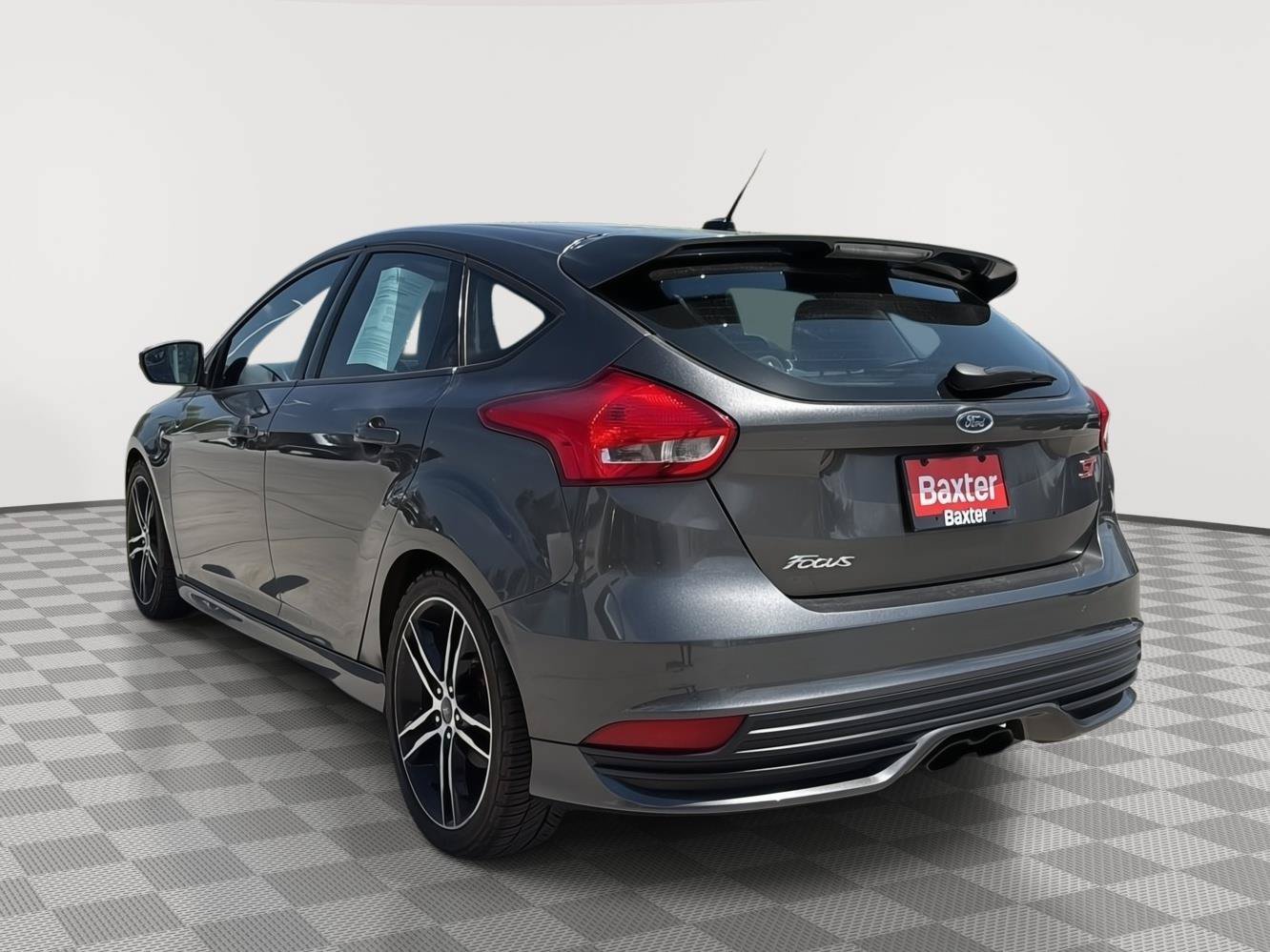 Used 2015 Ford Focus ST w/ Equipment Group 401A FWD image 8