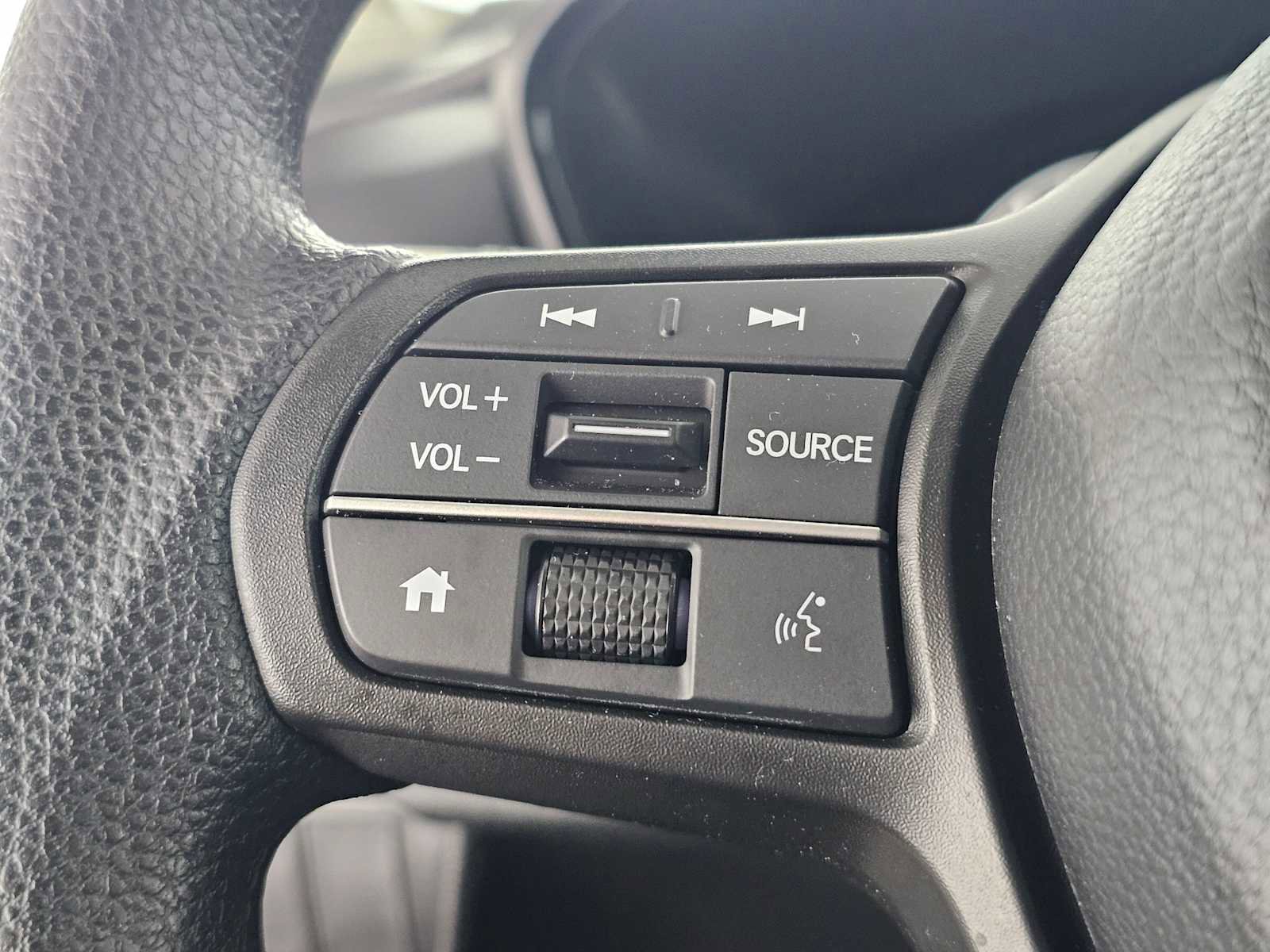 Used 2025 Honda CR-V EX image 27
