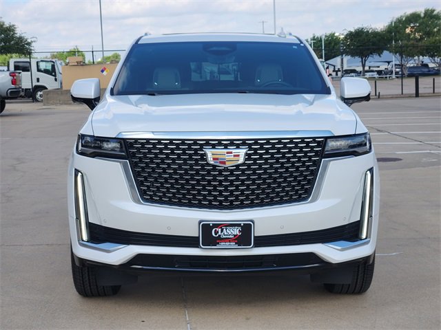 Used 2024 Cadillac Escalade Premium Luxury w/ Performance Package AWD/4WD image 10
