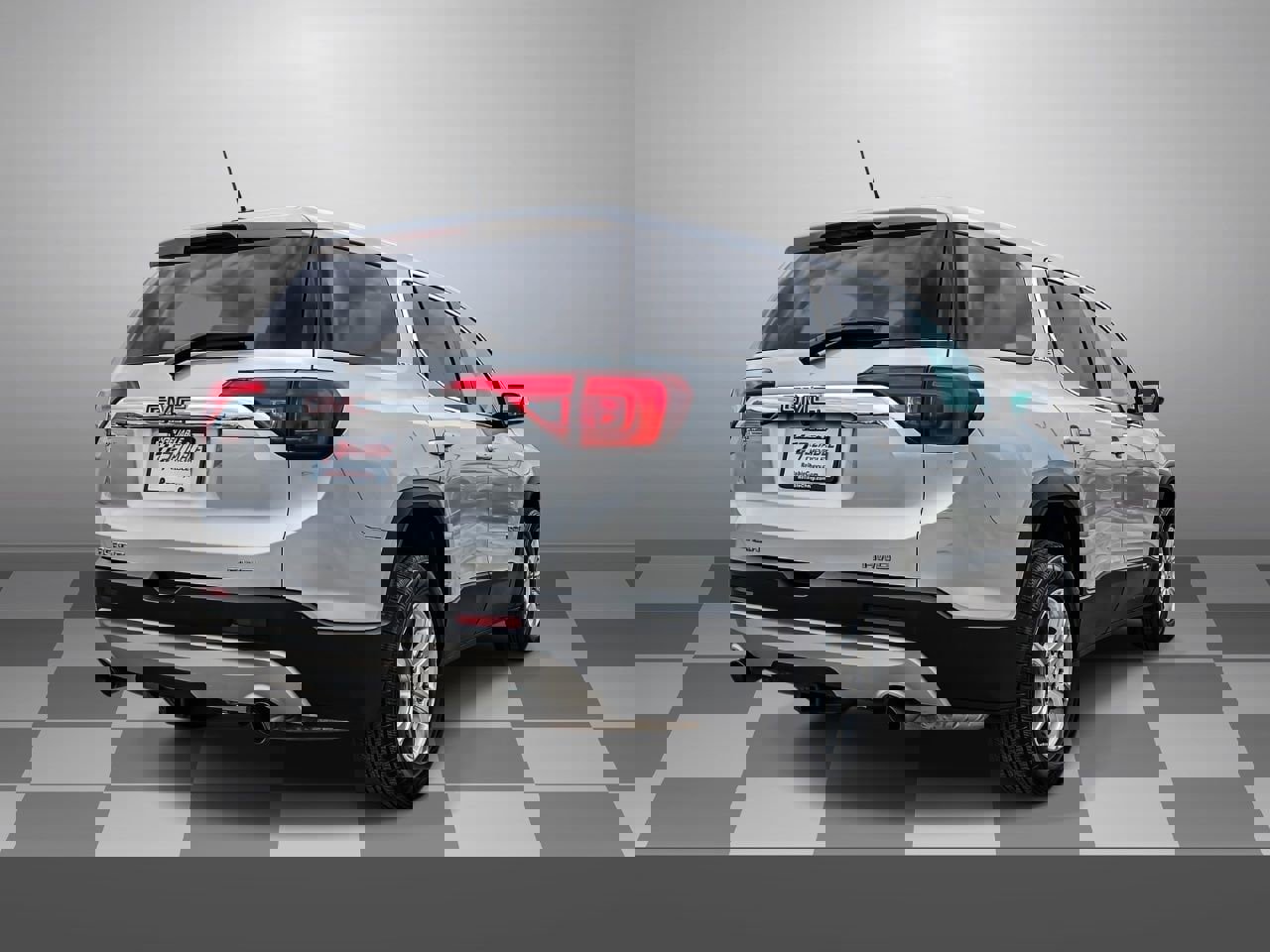 Used 2019 GMC Acadia SLE w/ LPO, Floor Liner Package image 6