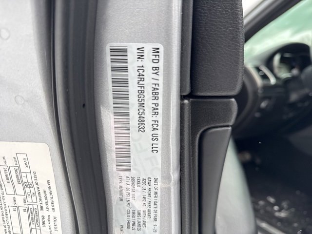 Used 2021 Jeep Grand Cherokee Limited image 28