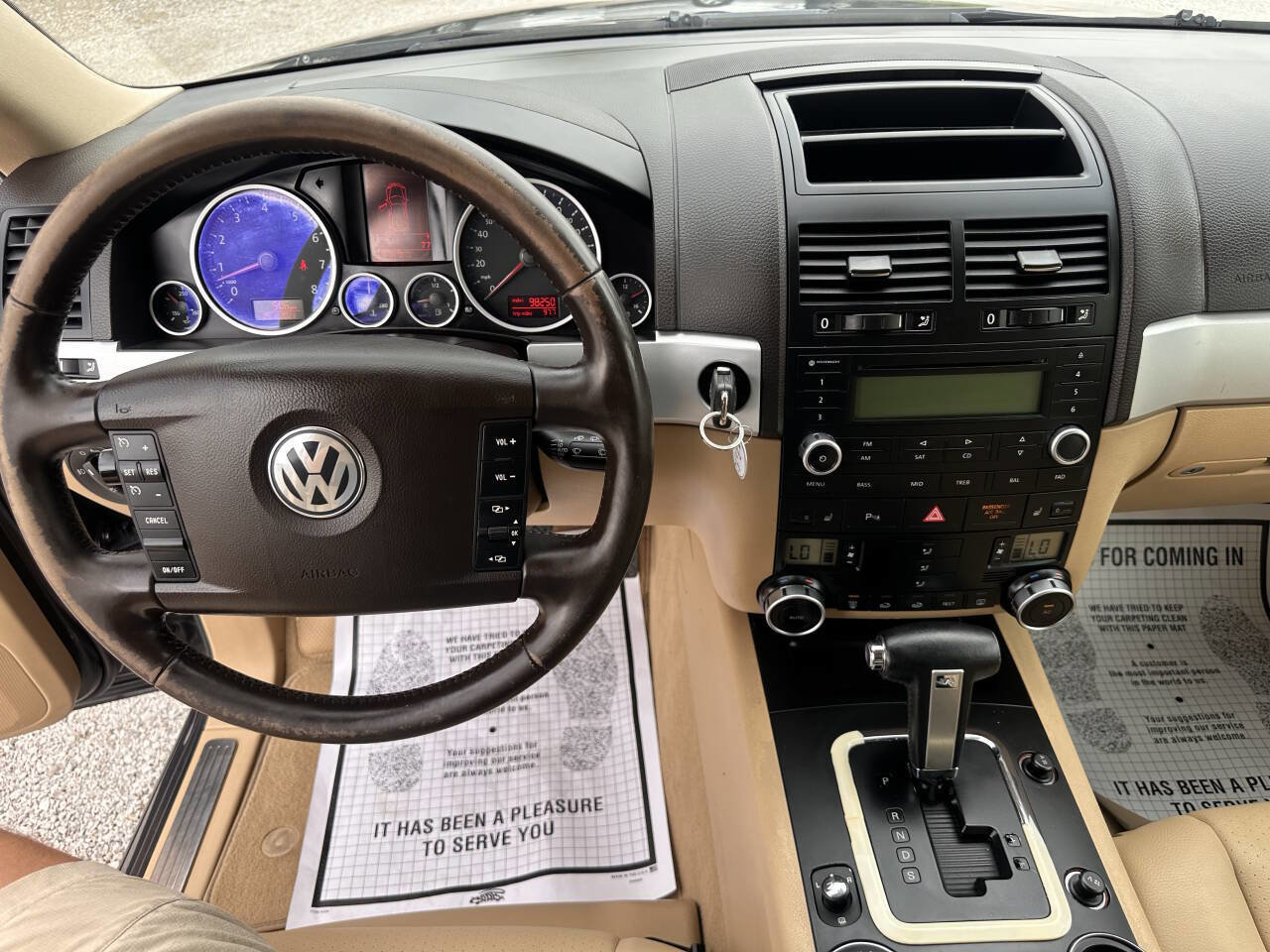 Used 2008 Volkswagen Touareg V6 image 11