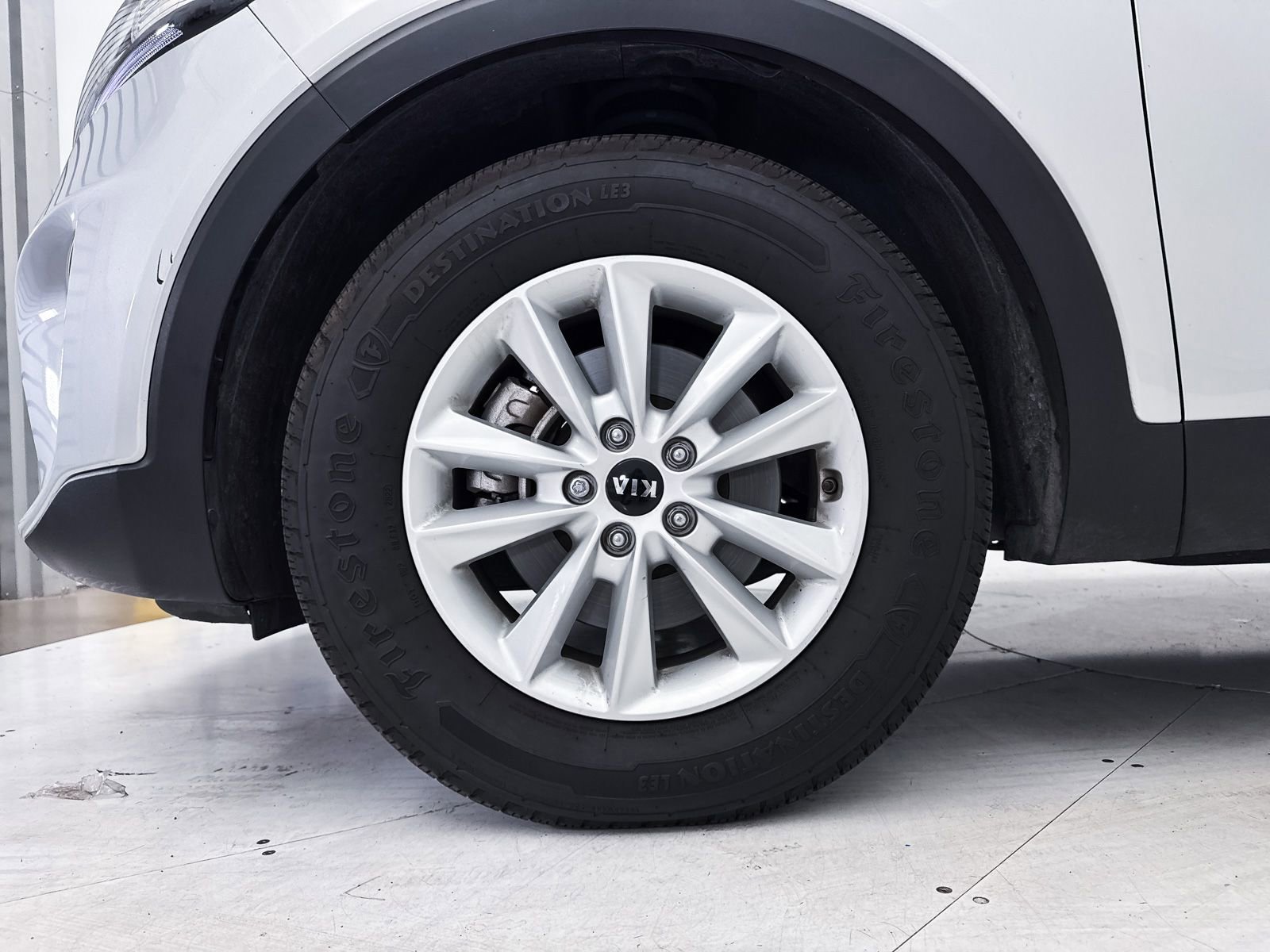 Used 2019 Kia Sorento LX image 15