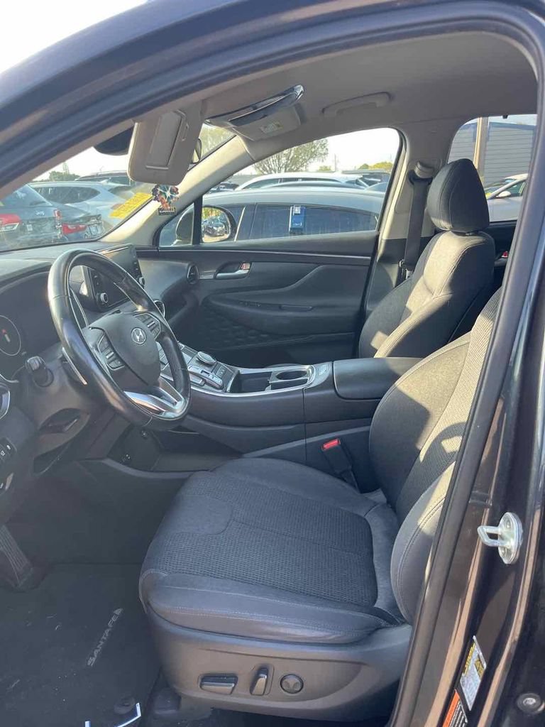Used 2022 Hyundai Santa Fe XRT FWD image 16